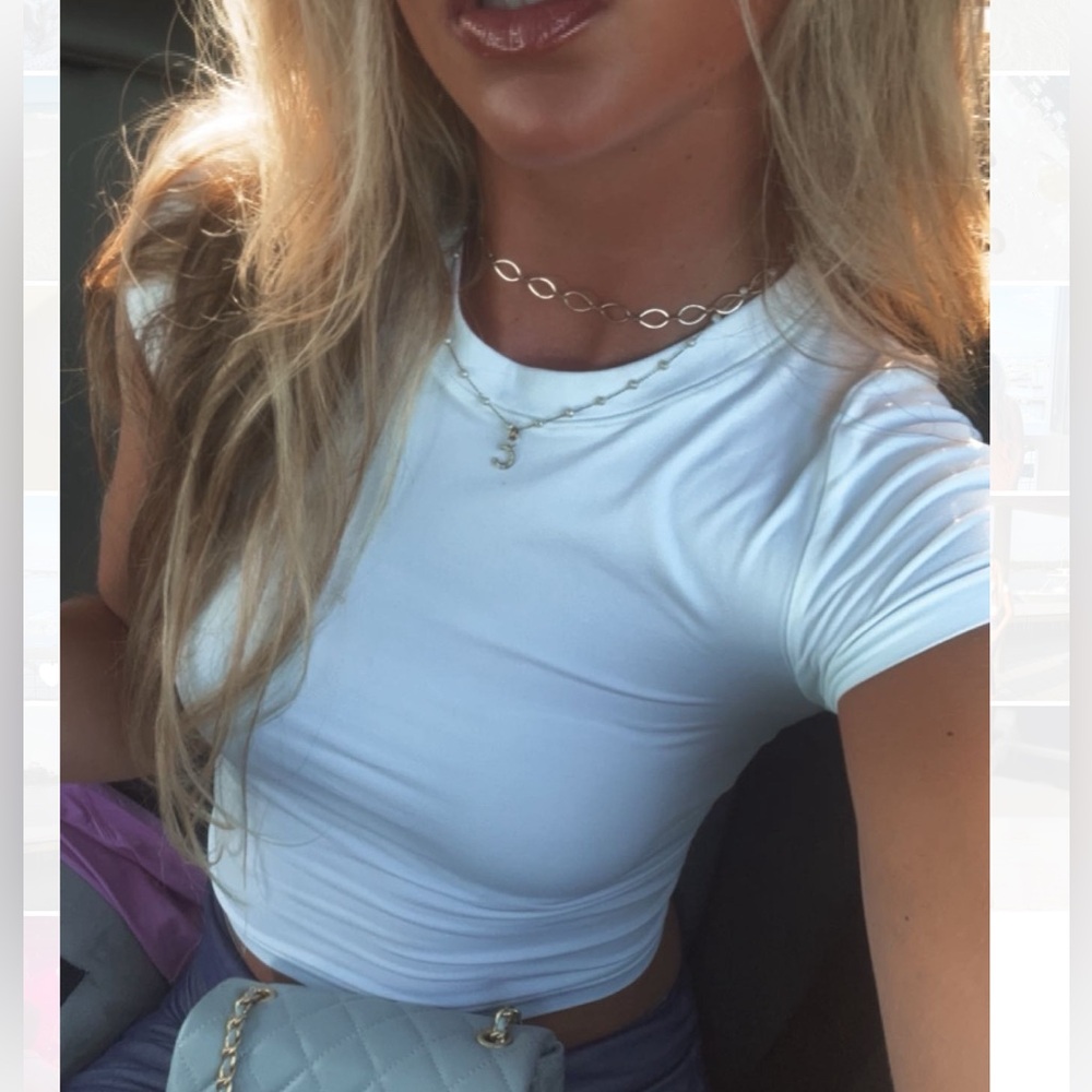Aritzia White Seamless Top